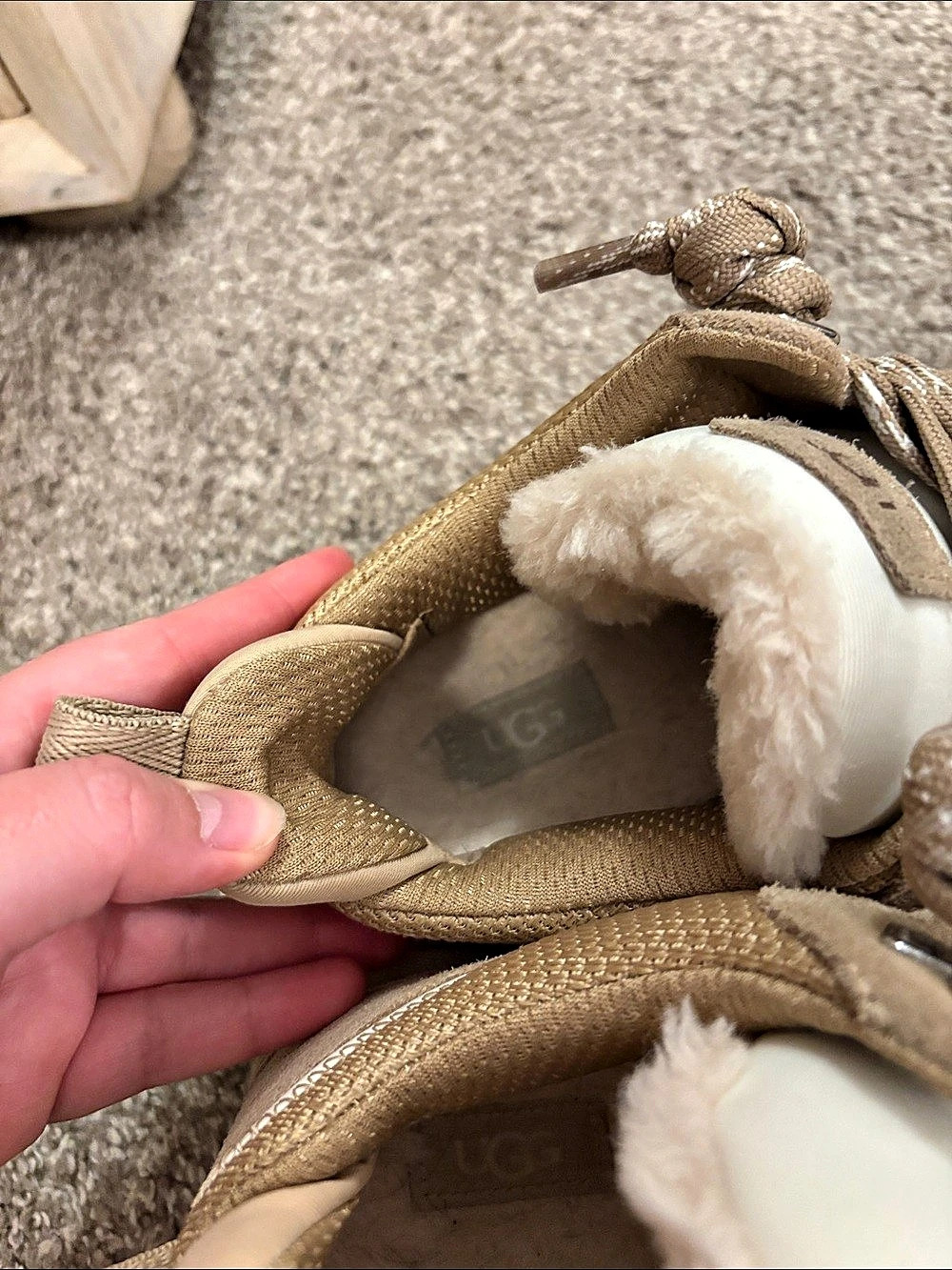 UGG Sneaker Tan Casual Sneakers - Picture 4 of 5